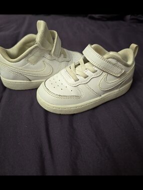 Nike Kids' Toddler White/Off-White Velcro Sneakers